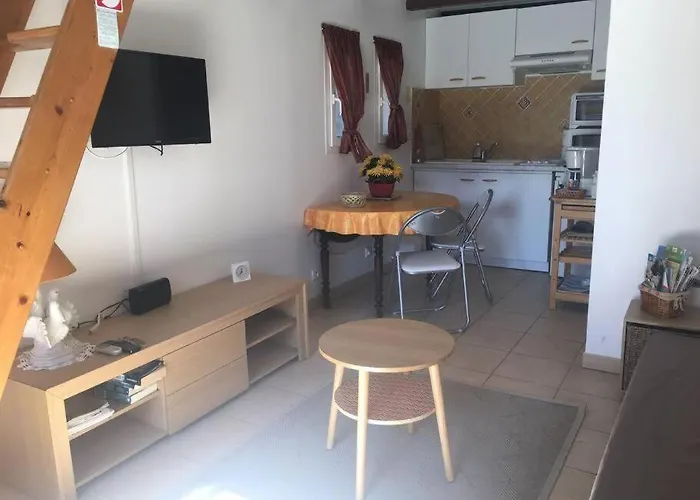 Studio Dans Villa De Charme, Piscine, Proche Plage