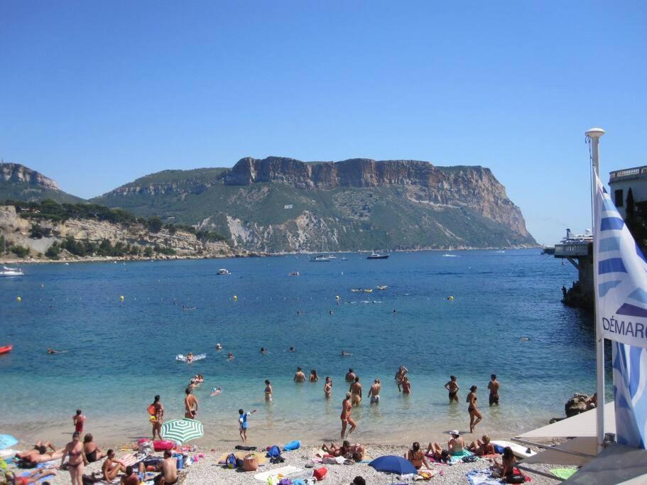 Appartement Dans De Charme, Piscine, Proche Cassis